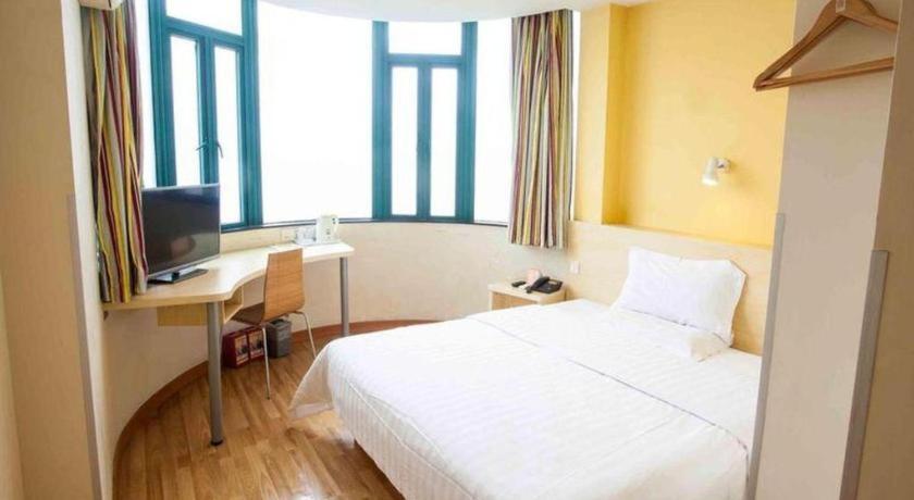 7 Days Inn Shanghai Minhang Dongchuan Road Jiaotong University Экстерьер фото