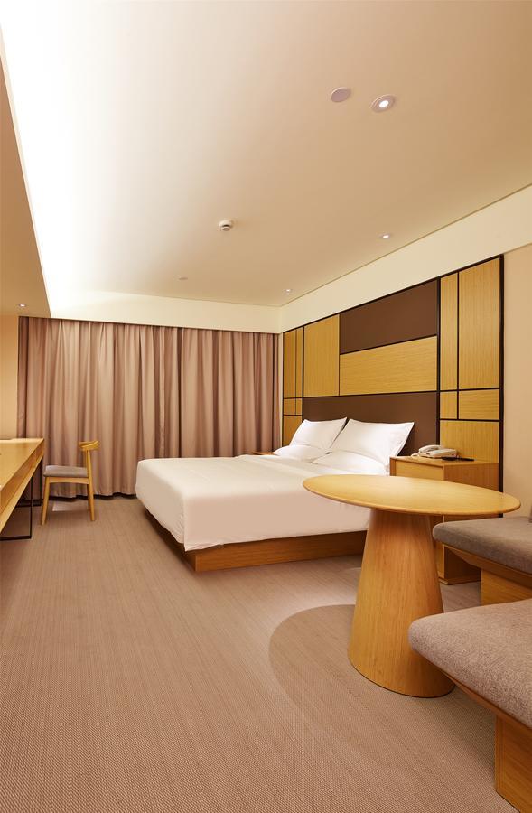 7 Days Inn Shanghai Minhang Dongchuan Road Jiaotong University Экстерьер фото